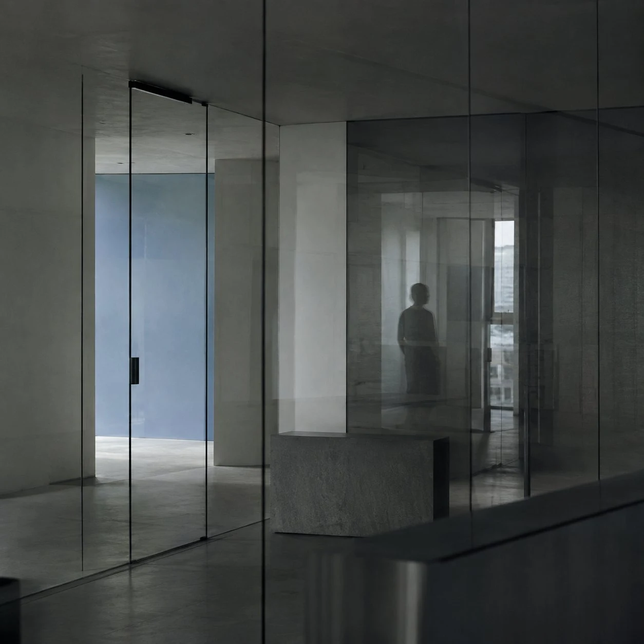 Glass Room 앨범 커버